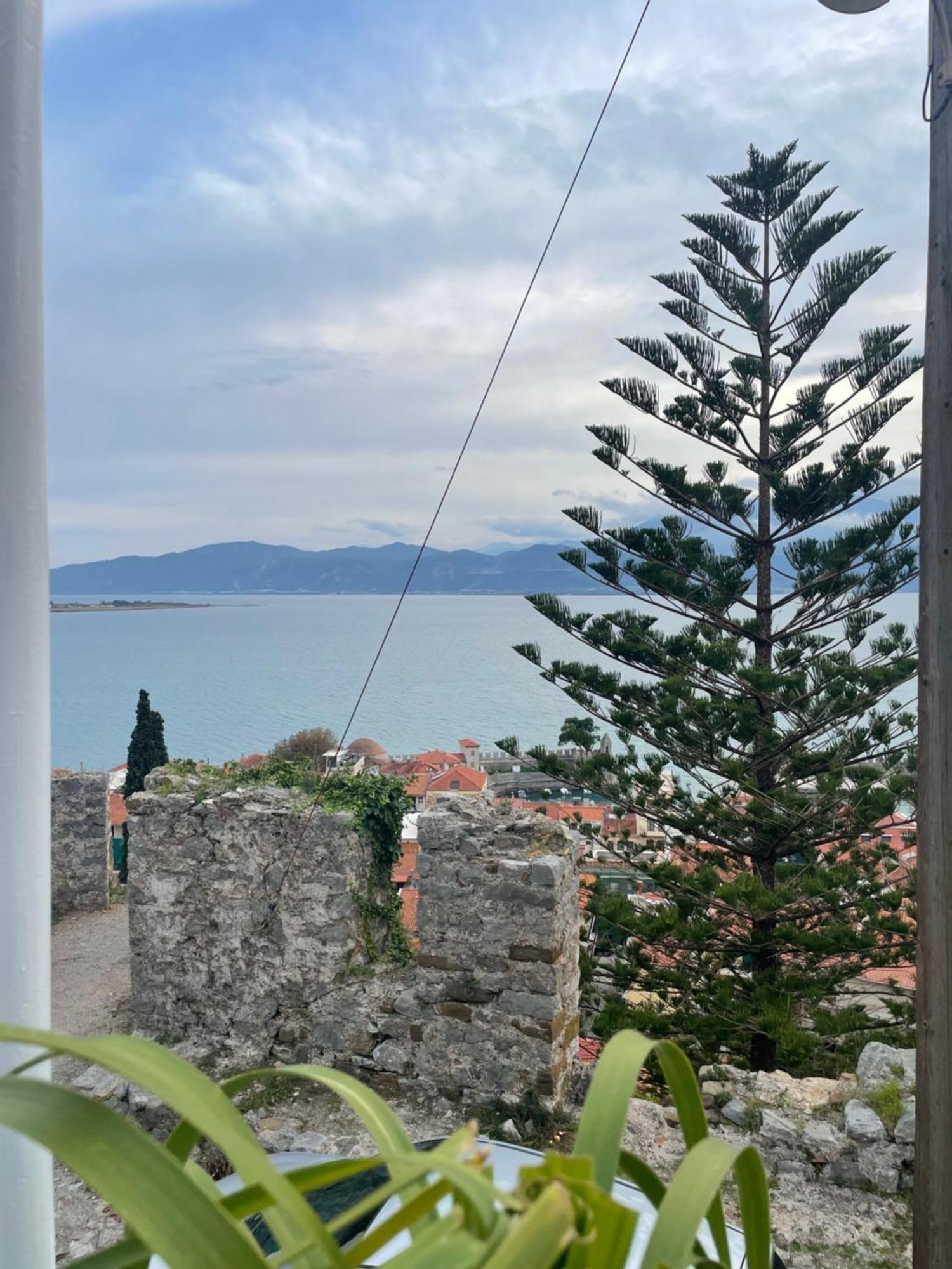 Gasthaus Sideroporta Castle Nafpaktos Exterior foto